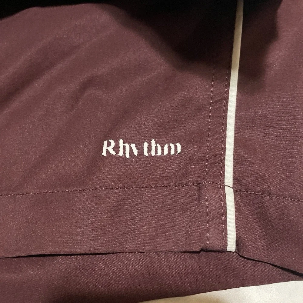 Rhythm Board Shorts Men's Size 32 X 9.5 Burgundy Maroon Stretch Swim Trunks